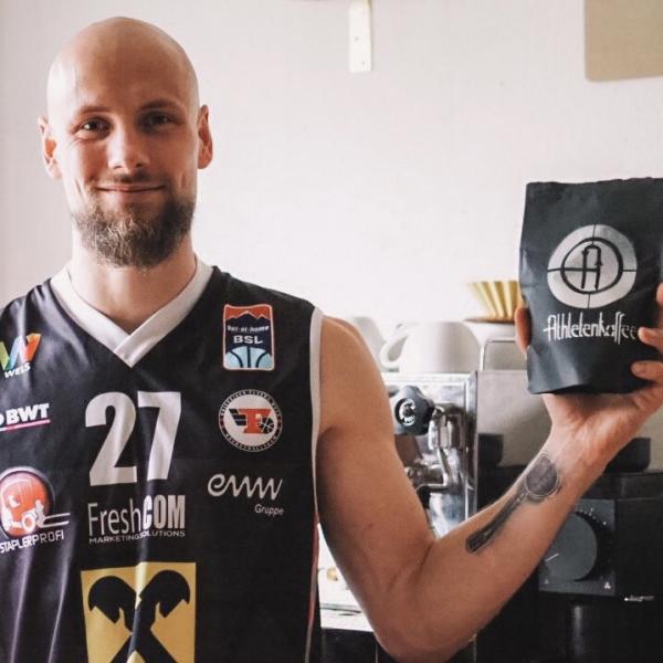 Basketball-Profi sorgt mit eigenem Kaffee für den nötigen Koffeinkick