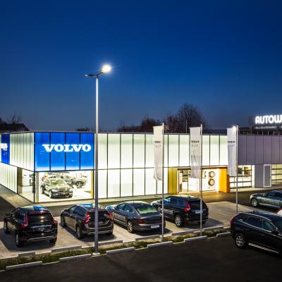  Volvo feiert einjähriges Bestehen  bei der Autowelt Linz