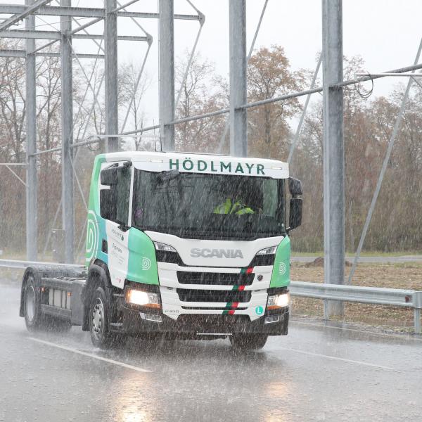  Neue Beregnungsanlage simuliert Schlechtwetter – und testet Autonomes Fahren